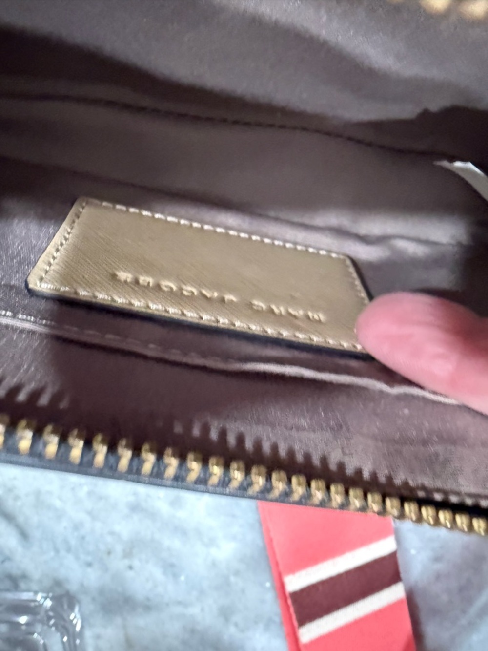 Marc Jacobs Micro Snapshot Beige Camera Crossbody with Pink-Striped Strap, EUC. - Picture 8 of 16